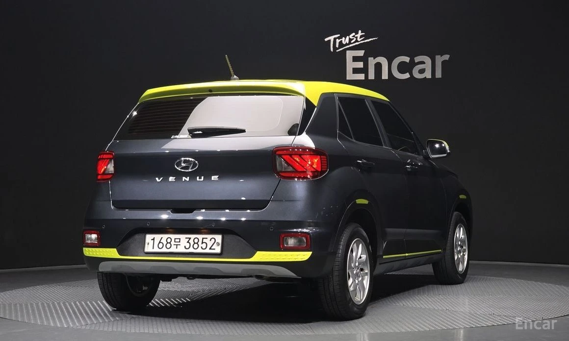 Hyundai Venue  - изображение 2