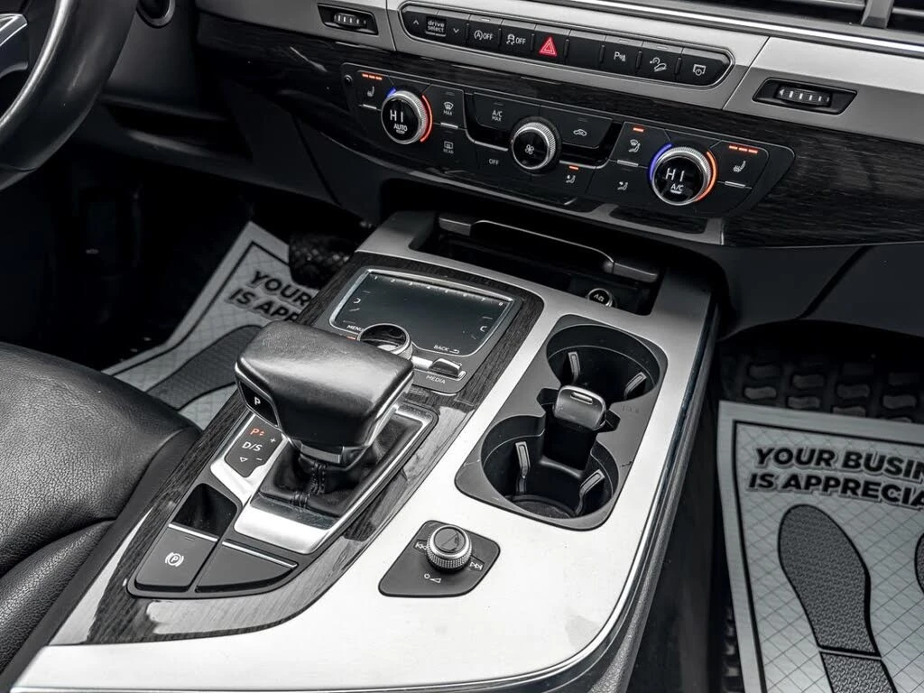 Audi Q7 АвтоКредит* (ЦЕНА ДО БГ), снимка 11 - Автомобили и джипове - 54001323