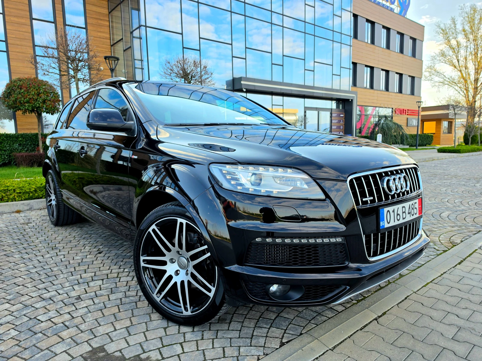 Audi Q7 4.2TDI* S-LINE* QUATTRO* ВЪЗДУШНО ОКАЧВАНЕ!!!, снимка 3 - Автомобили и джипове - 54098540