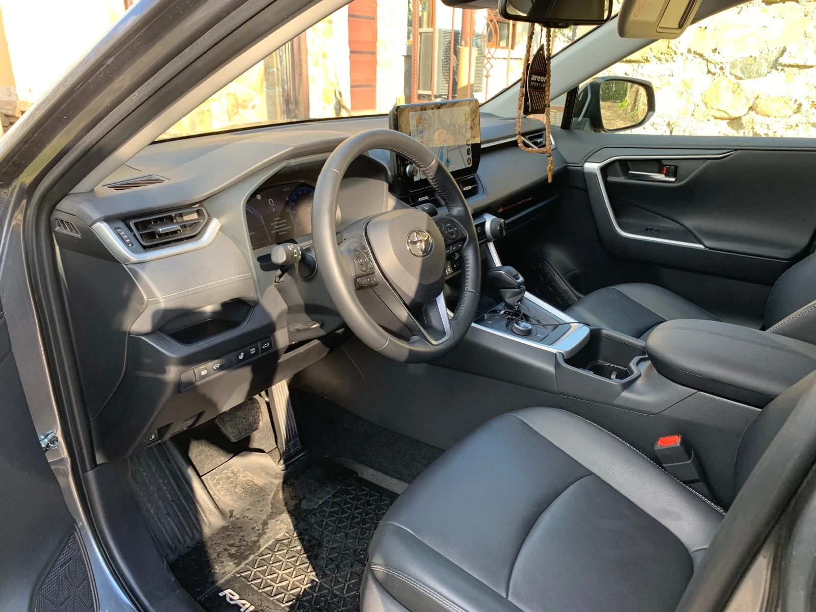 Toyota Rav4 HEV, снимка 8 - Автомобили и джипове - 54126939