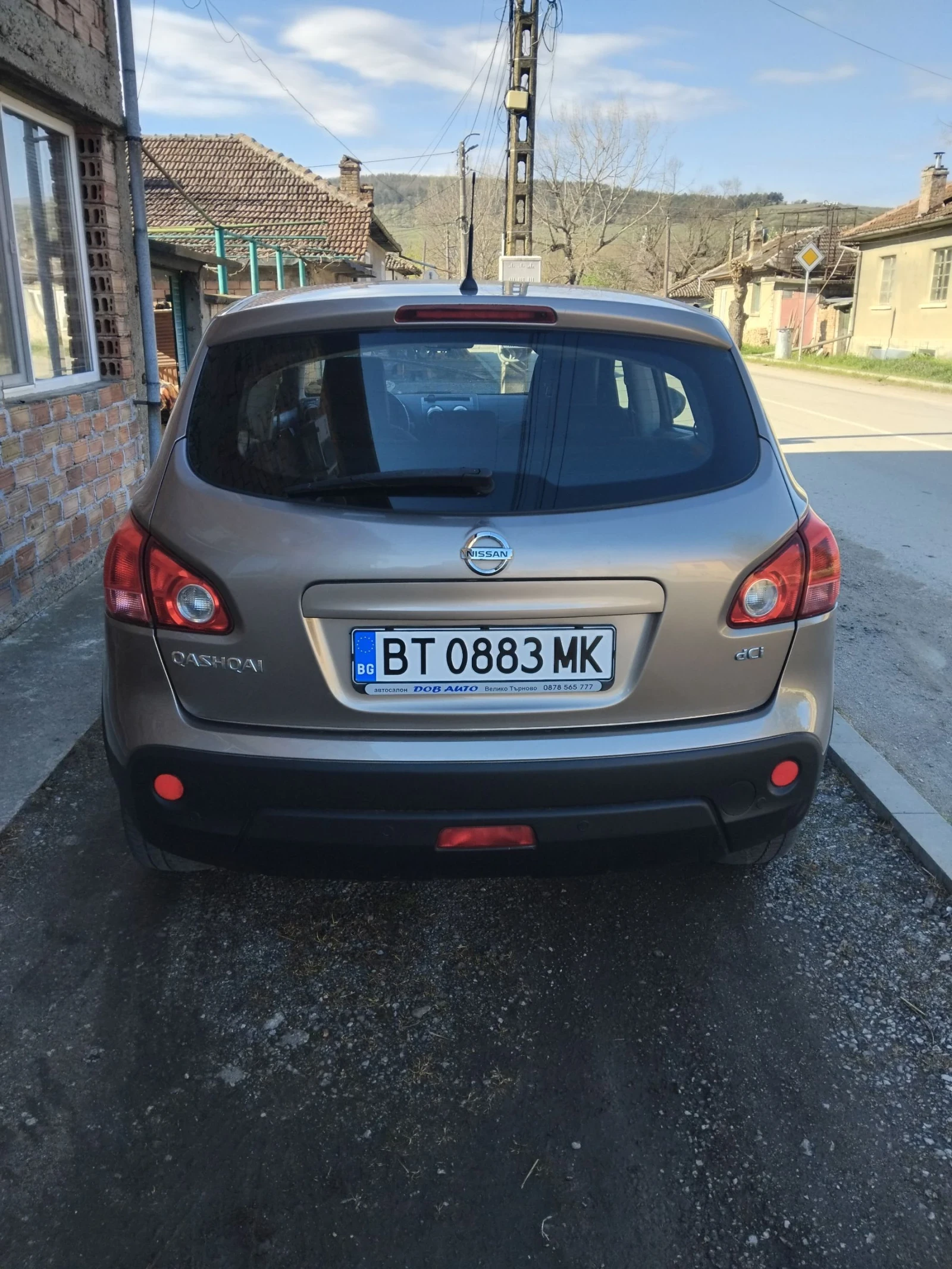 Nissan Qashqai, снимка 5 - Автомобили и джипове - 54158778