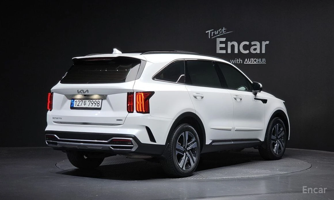 Kia Sorento, снимка 2 - Автомобили и джипове - 54787348
