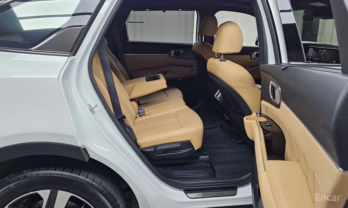 Kia Sorento, снимка 12 - Автомобили и джипове - 54787348