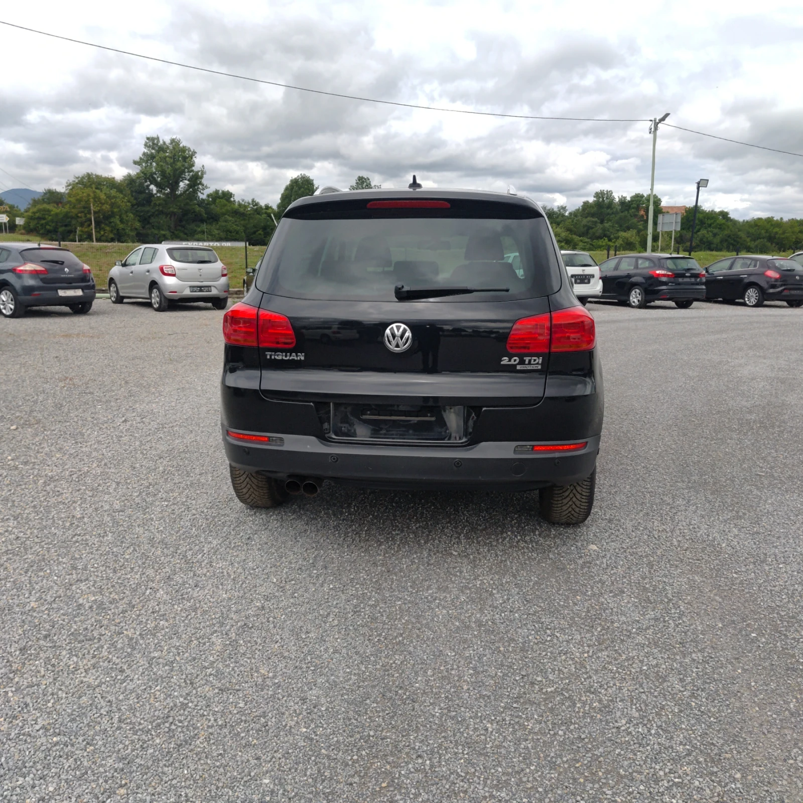 VW Tiguan 2.0TDI 140KS 4x4, снимка 4 - Автомобили и джипове - 54793795