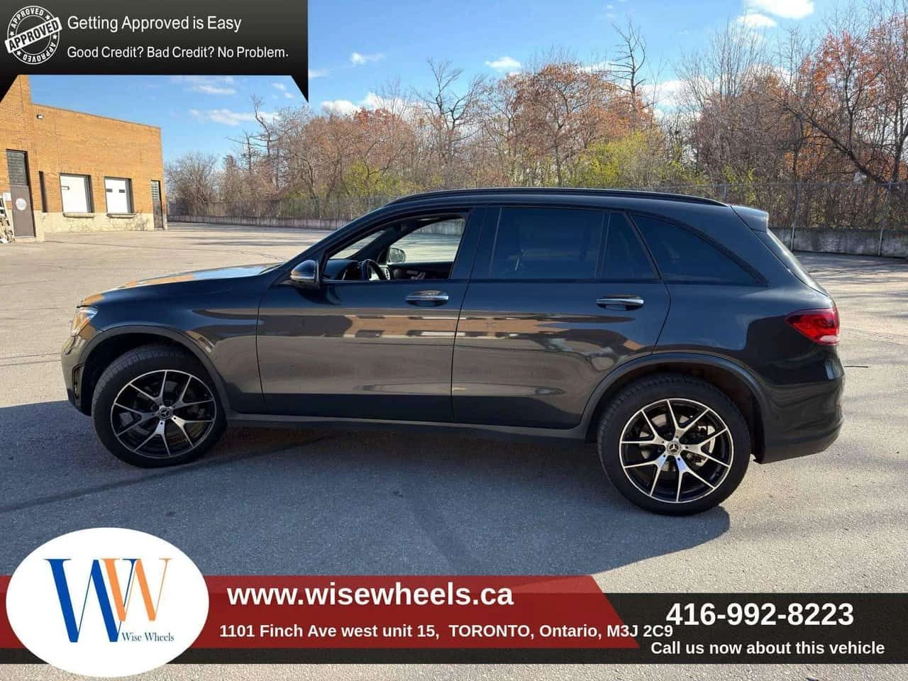 Mercedes-Benz GLC * 300 AMG PACKAGE * CARFAX * ЦЕНА ДО БГ, снимка 8 - Автомобили и джипове - 54884608