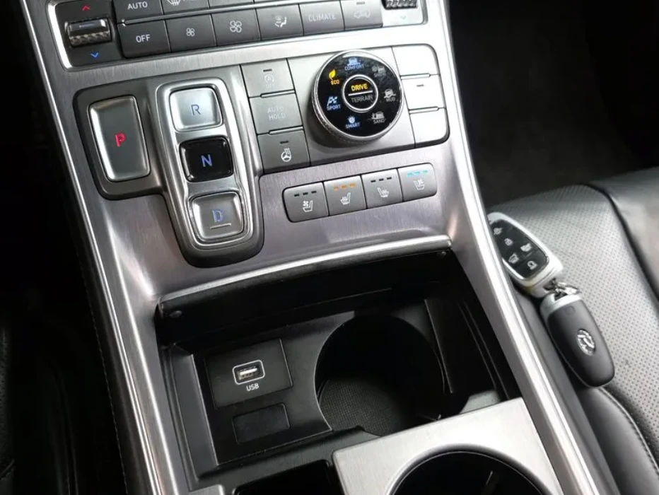 Hyundai Santa fe Diesel 2.2 4Wd Calligraphy, снимка 9 - Автомобили и джипове - 55158298