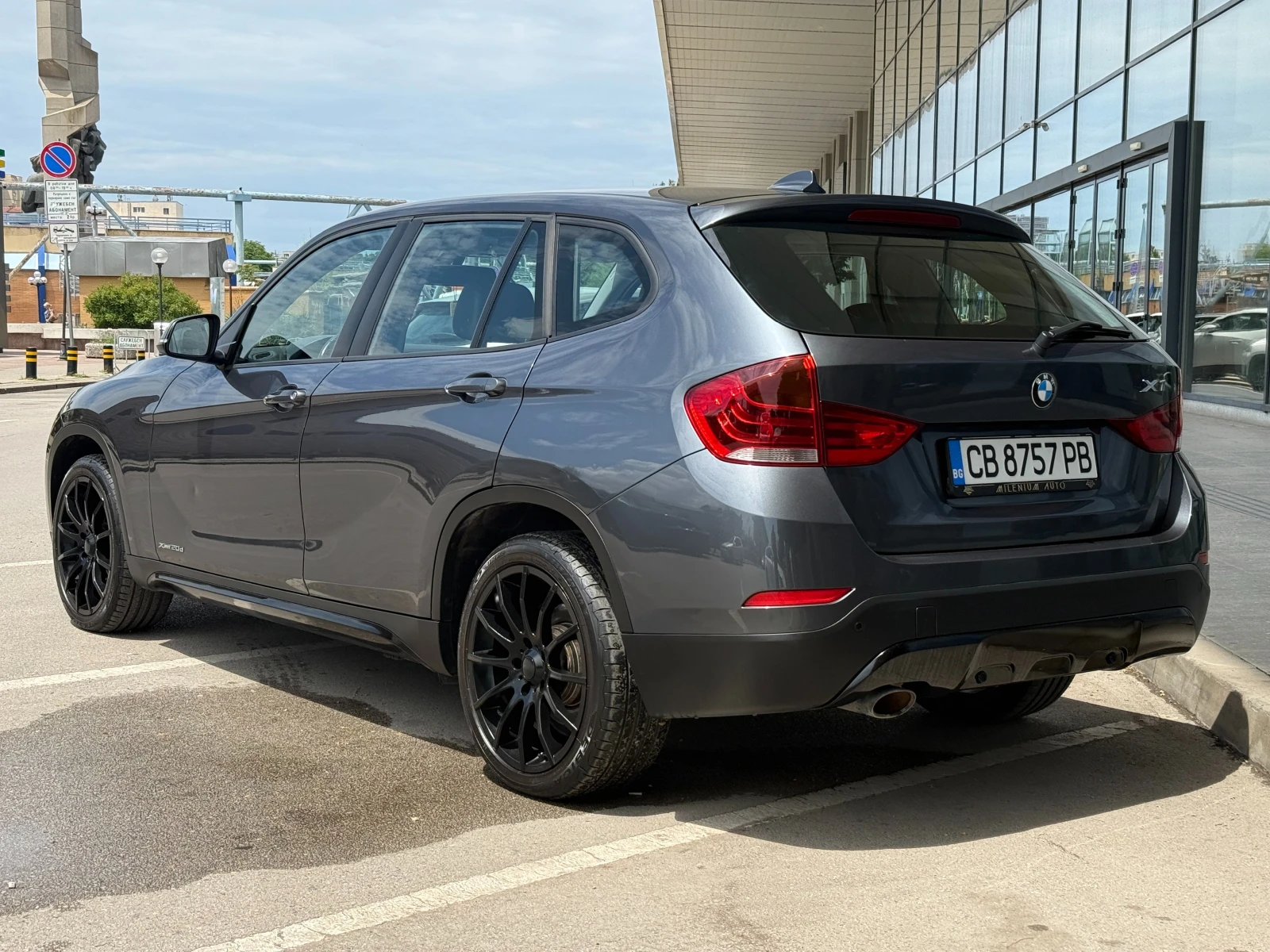 BMW X1 6 МЕСЕЦА ГАРАНЦИЯ/2.0D Xdrive 184кс. Facelift, снимка 3 - Автомобили и джипове - 55184948