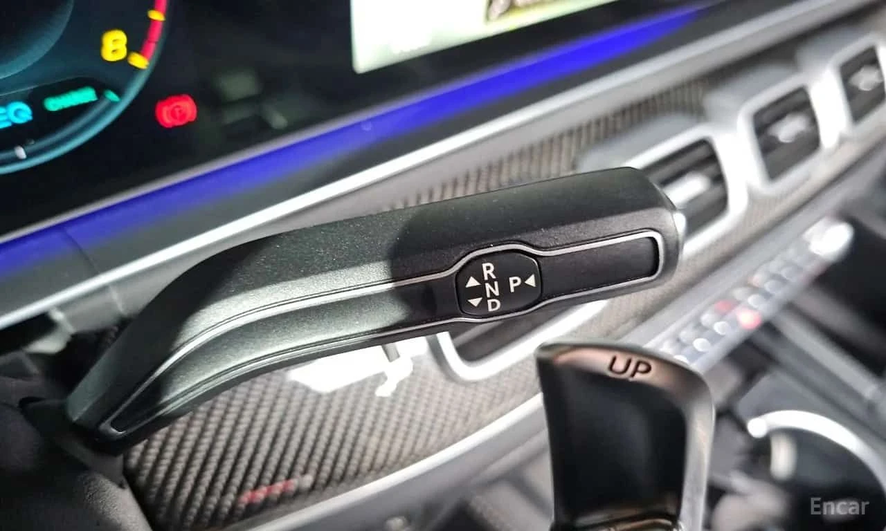 Mercedes-Benz GLE 53 4MATIC * 4MATIC+ * ОПЦИЯ ЗА ФИНАНСИРАНЕ, снимка 9 - Автомобили и джипове - 55647437