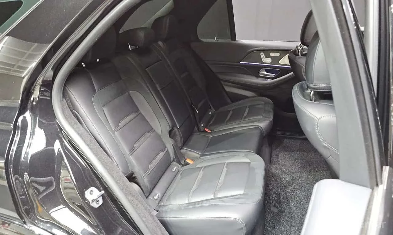 Mercedes-Benz GLE 53 4MATIC * 4MATIC+ * ОПЦИЯ ЗА ФИНАНСИРАНЕ, снимка 11 - Автомобили и джипове - 55647437