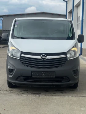 Opel Vivaro Товаропътнически / 6-места / Климатик , снимка 2