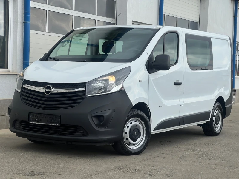 Opel Vivaro Товаропътнически / 6-места / Климатик , снимка 3 - Бусове и автобуси - 51882438