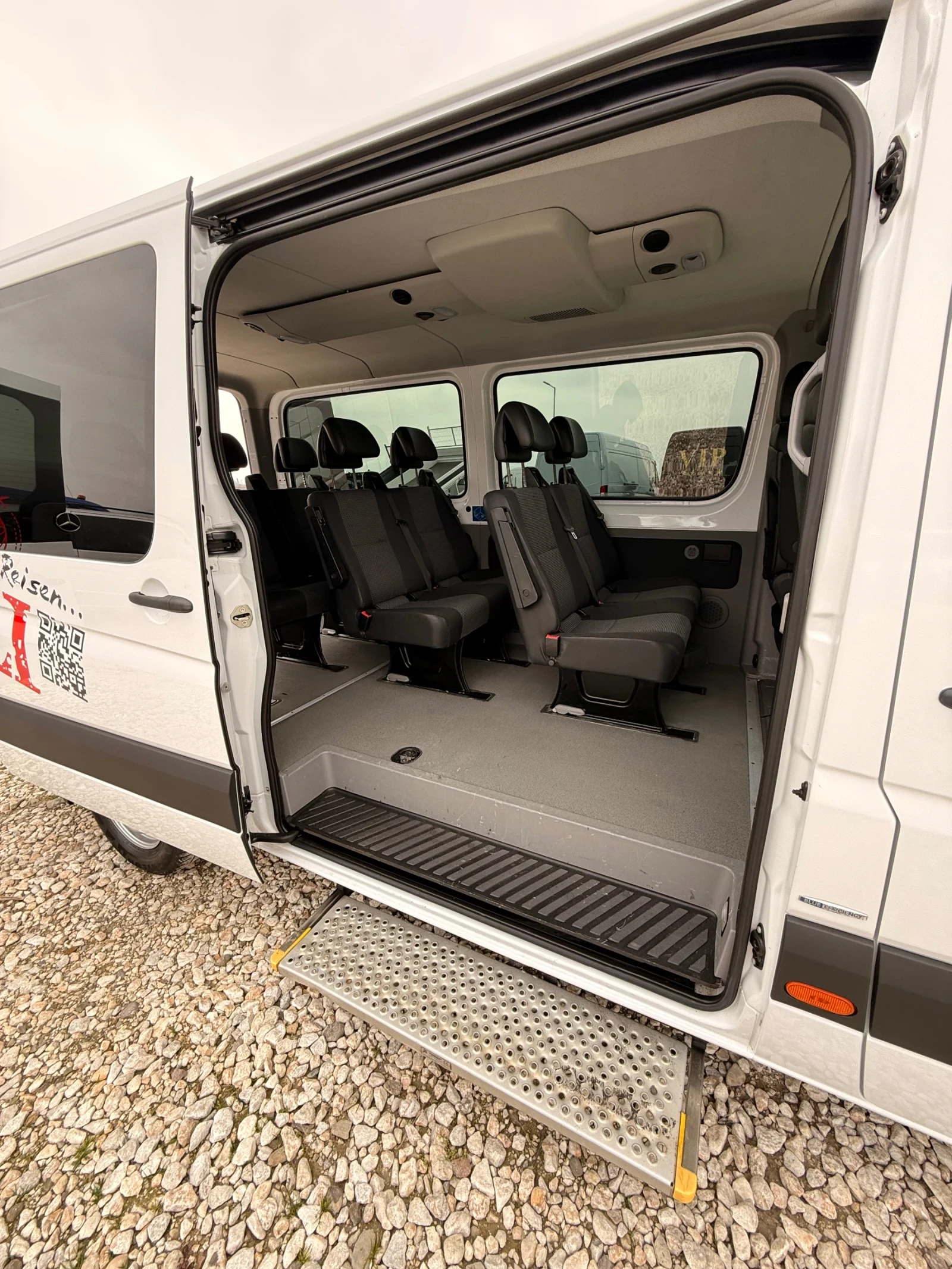 Mercedes-Benz Sprinter 316 ЛИЗИНГ!!! 9местен-Климатик-Печка-Евро5, снимка 9 - Бусове и автобуси - 53824273