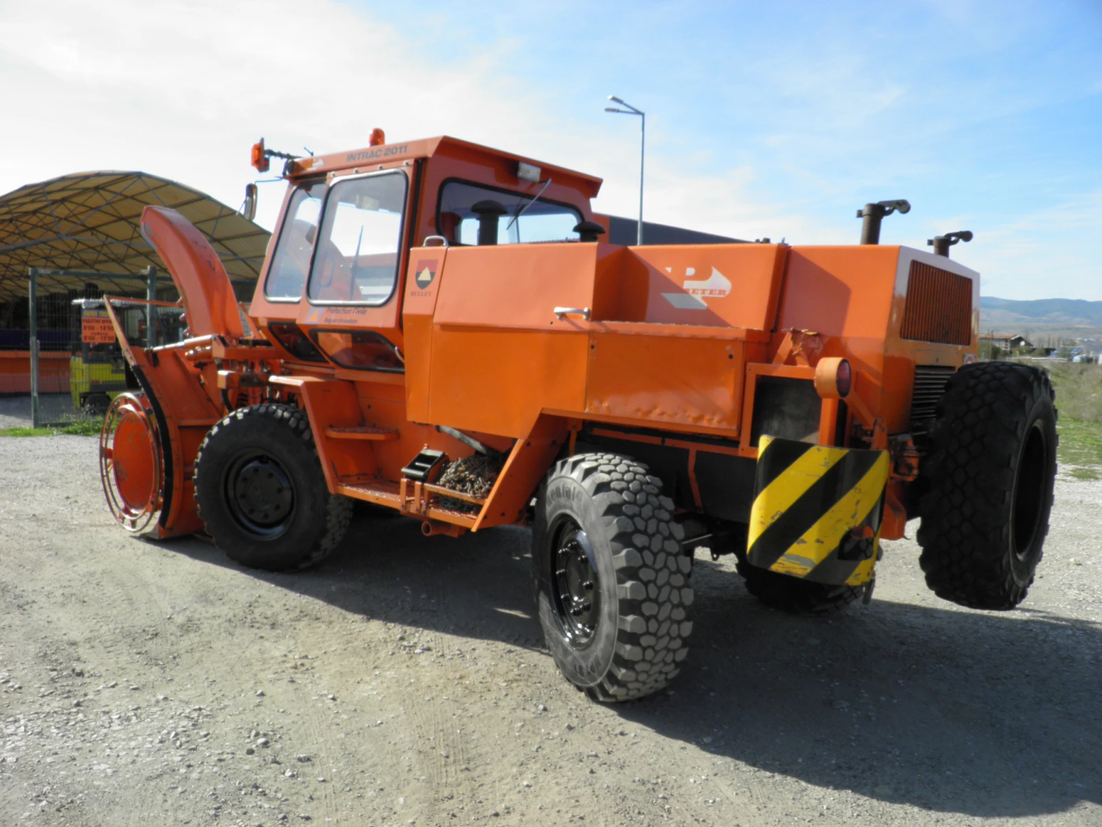 Mercedes-Benz UNIMOG Peter Intrac 2011 - изображение 7