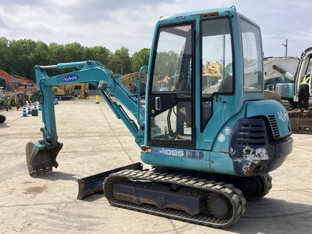 Багер Kubota K-025 - ОЧАКВАН 15.09.2026!!!, снимка 3 - Индустриална техника - 54347420