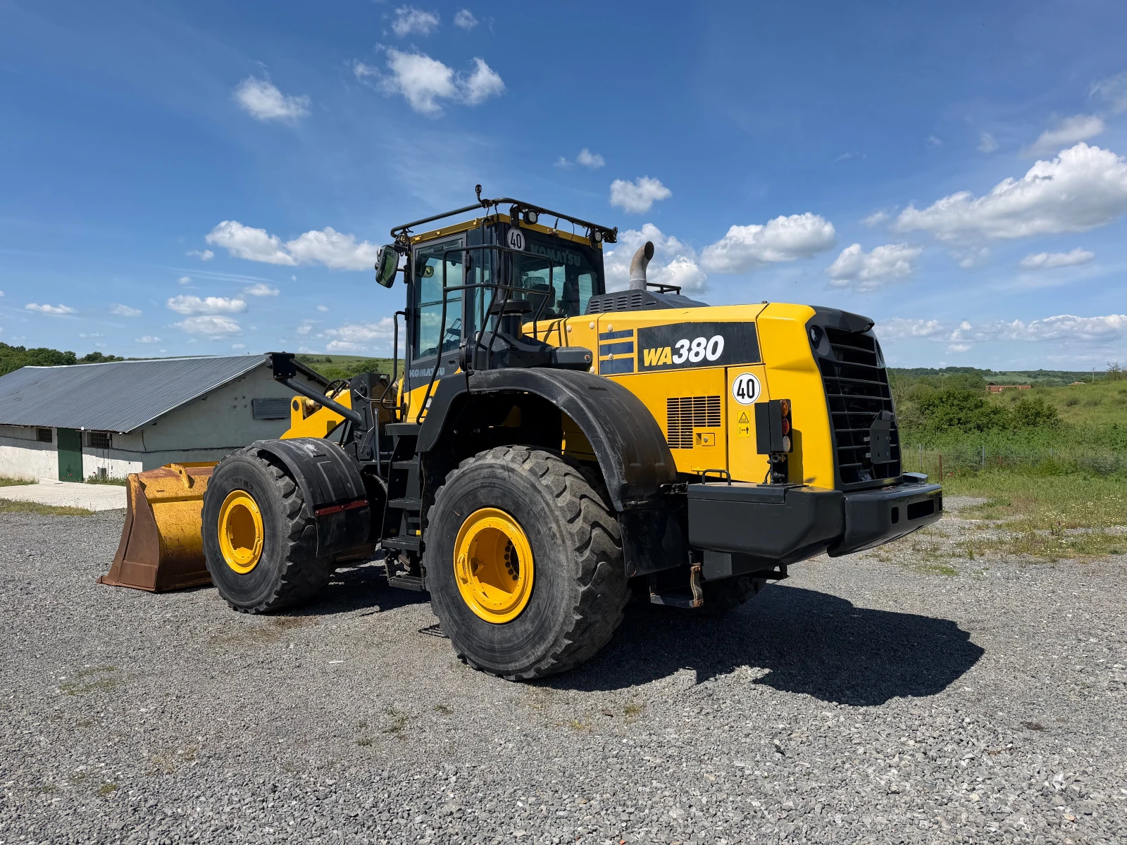 Челен товарач Komatsu WA 380-8 ЛИЗИНГ, снимка 5 - Индустриална техника - 54289519