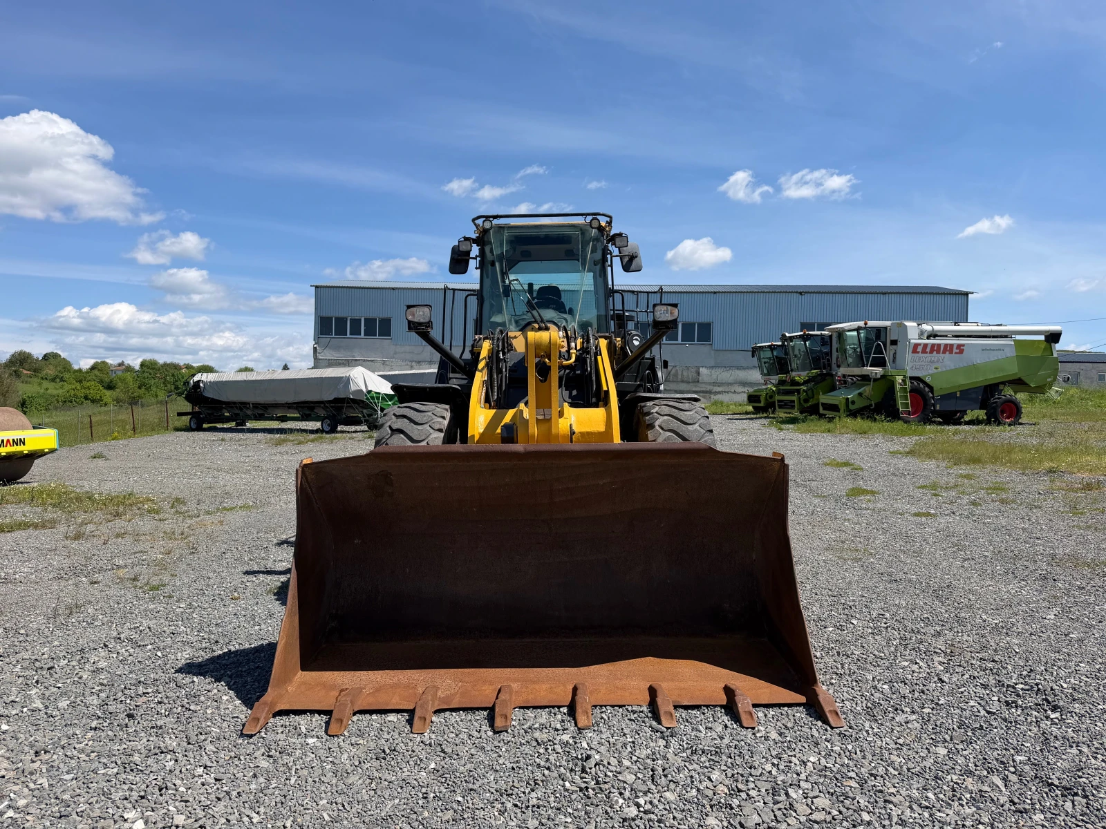 Челен товарач Komatsu WA 380-8 ЛИЗИНГ, снимка 2 - Индустриална техника - 54289519