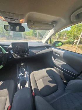 Toyota Corolla 1 , 8 Hibrid, снимка 10