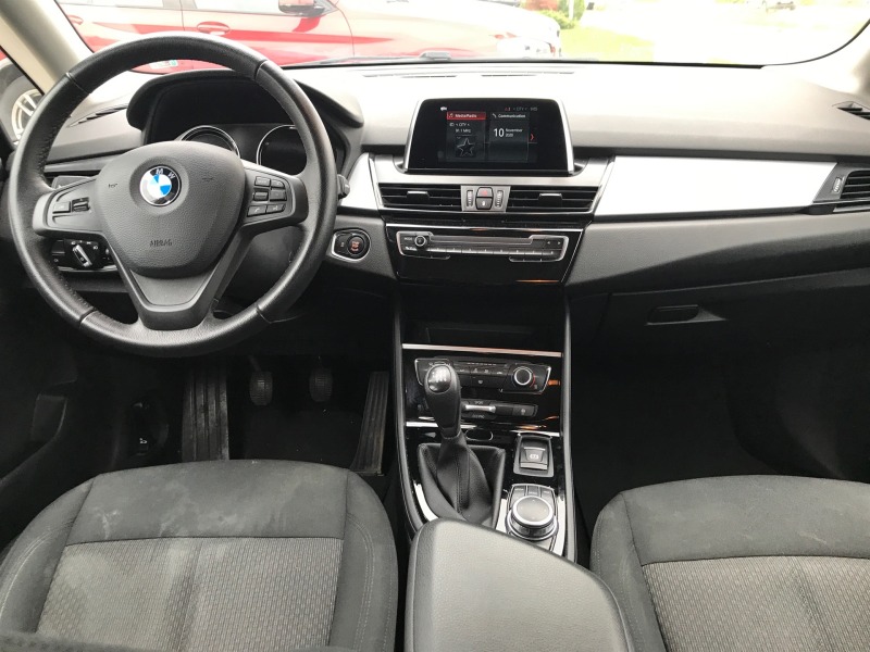 BMW 216 Active Tourer, снимка 5 - Автомобили и джипове - 45448429