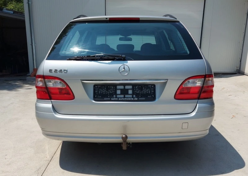 Mercedes-Benz E 240 Автоматик, снимка 4 - Автомобили и джипове - 46659550