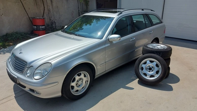 Mercedes-Benz E 240 Автоматик, снимка 7 - Автомобили и джипове - 46659550