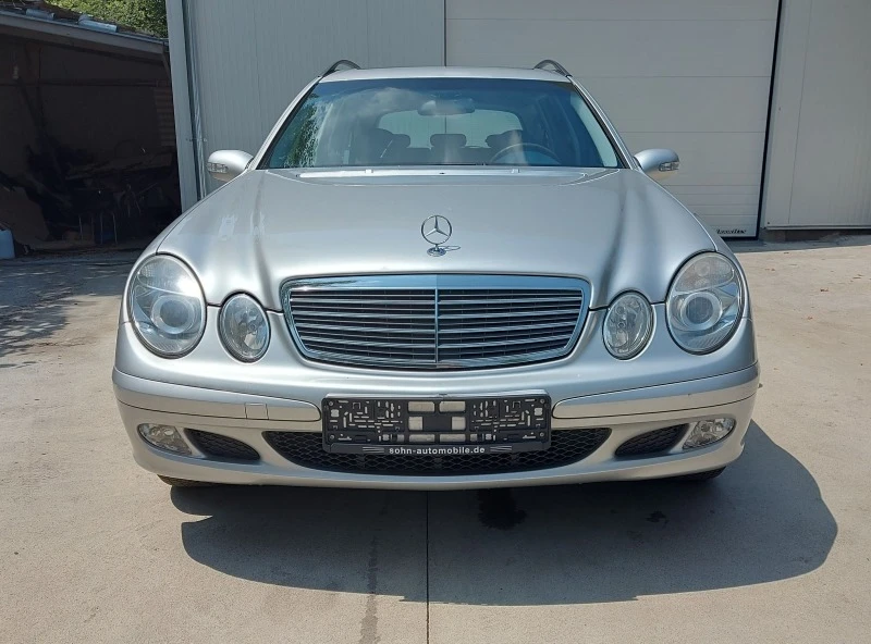 Mercedes-Benz E 240 Автоматик, снимка 3 - Автомобили и джипове - 46659550