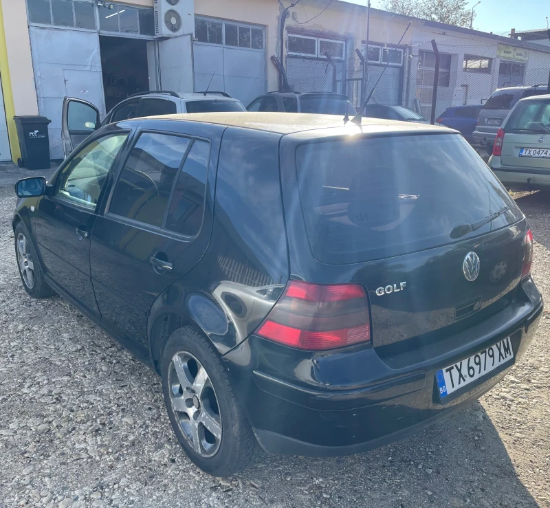 VW Golf, снимка 2 - Автомобили и джипове - 47540442