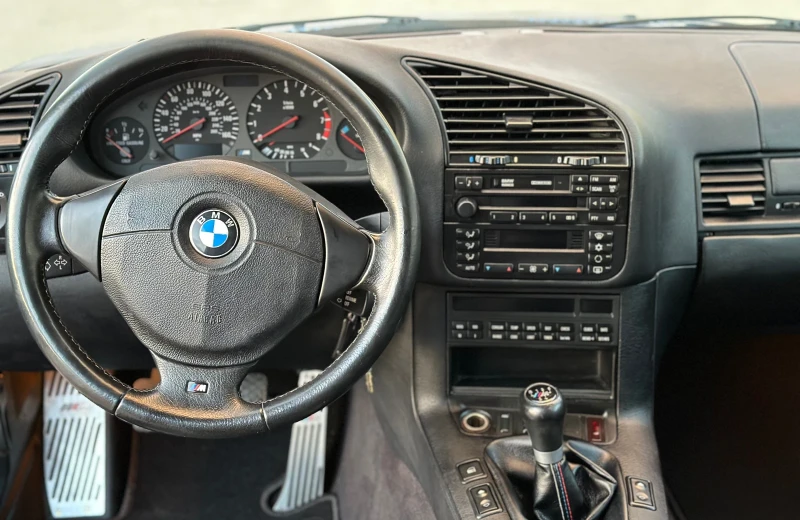 BMW M3 3.2 Много-Запазена, снимка 9 - Автомобили и джипове - 48214406