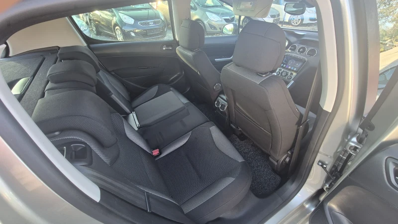 Peugeot 308 1.6-PANORAMA, снимка 12 - Автомобили и джипове - 51719252