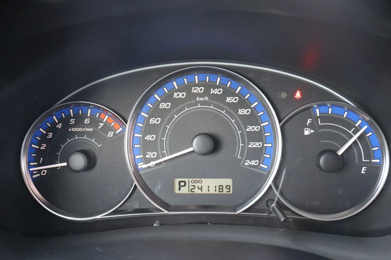 Subaru Forester 2.0i* GPL, снимка 11 - Автомобили и джипове - 52722821