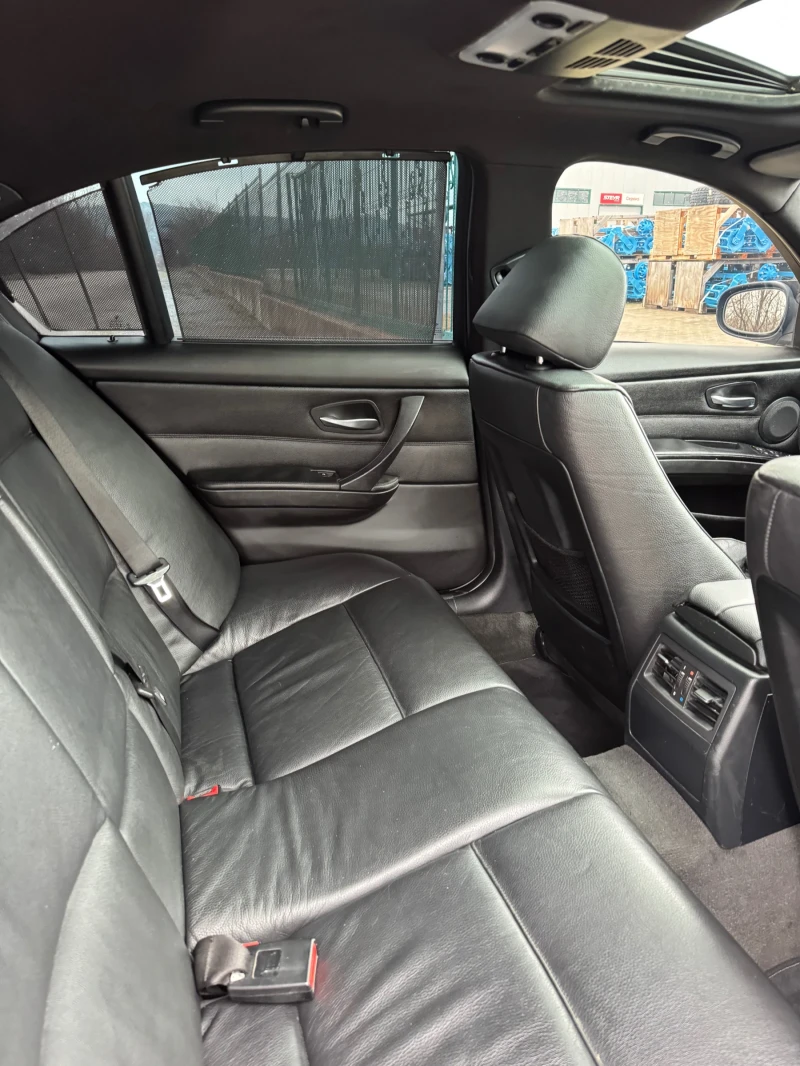 BMW 335 Facelift. M-Packet.Podgrev. 286hp, снимка 13 - Автомобили и джипове - 53286713