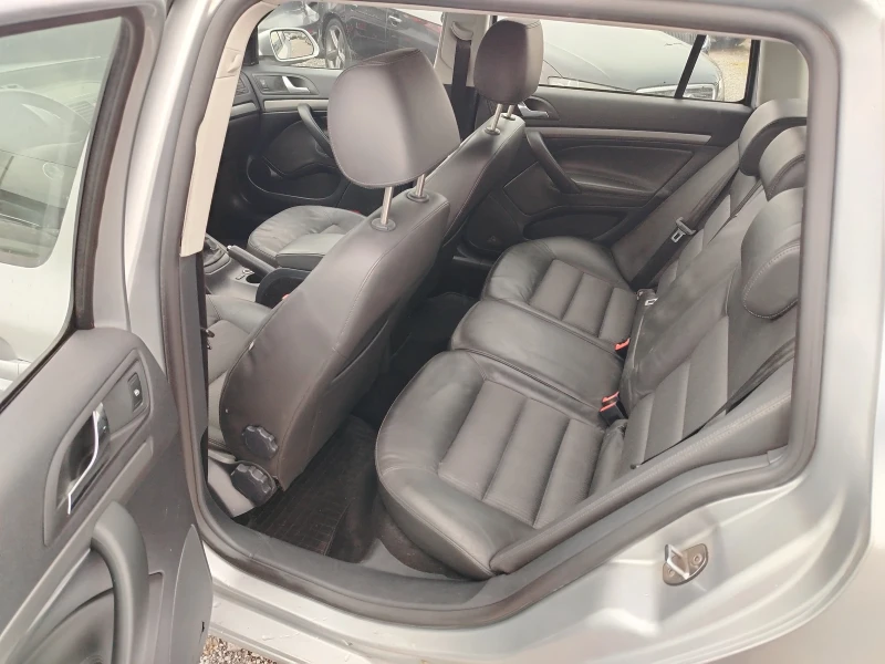 Skoda Octavia 1.9 TDI, снимка 11 - Автомобили и джипове - 53410255