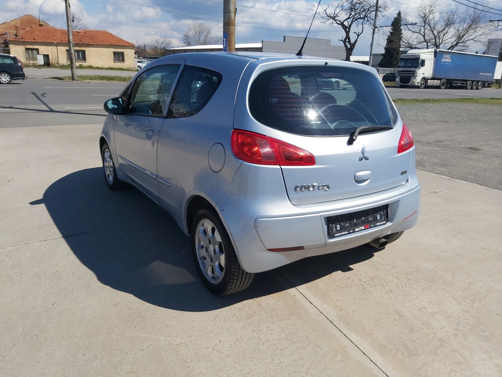 Mitsubishi Colt 1.5d-Euro-4 - изображение 7