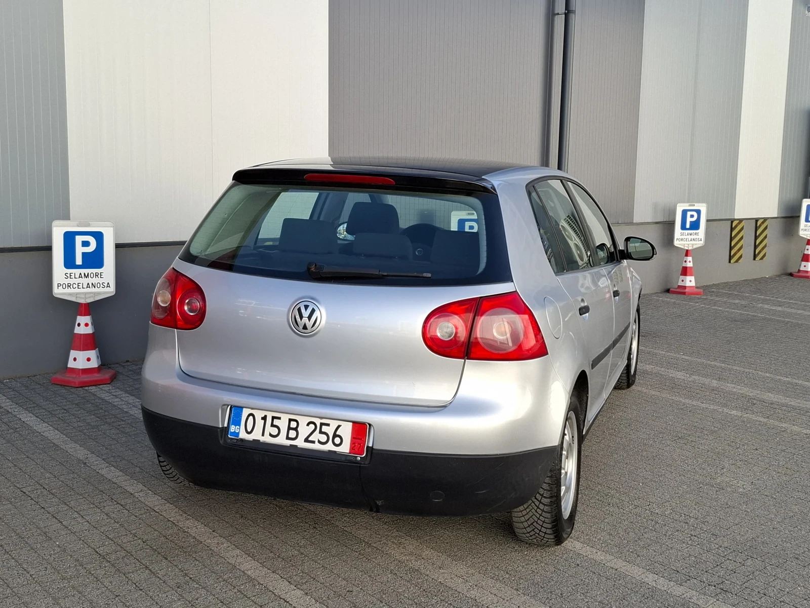 VW Golf 1.9TDI* (105кс)* * * НОВ ВНОС* * *  - изображение 6
