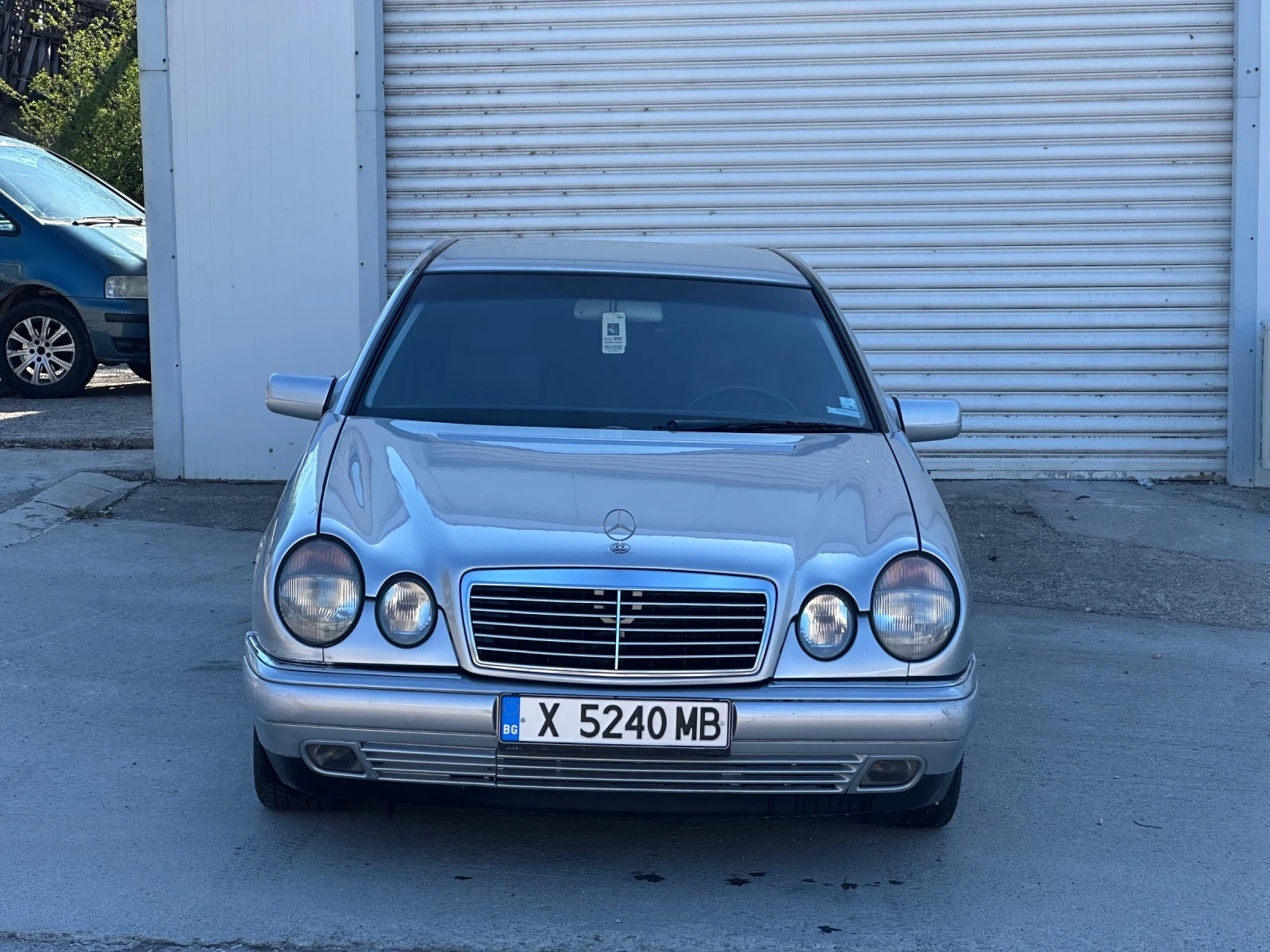 Mercedes-Benz E 220 | Mobile.bg — изображение 1
