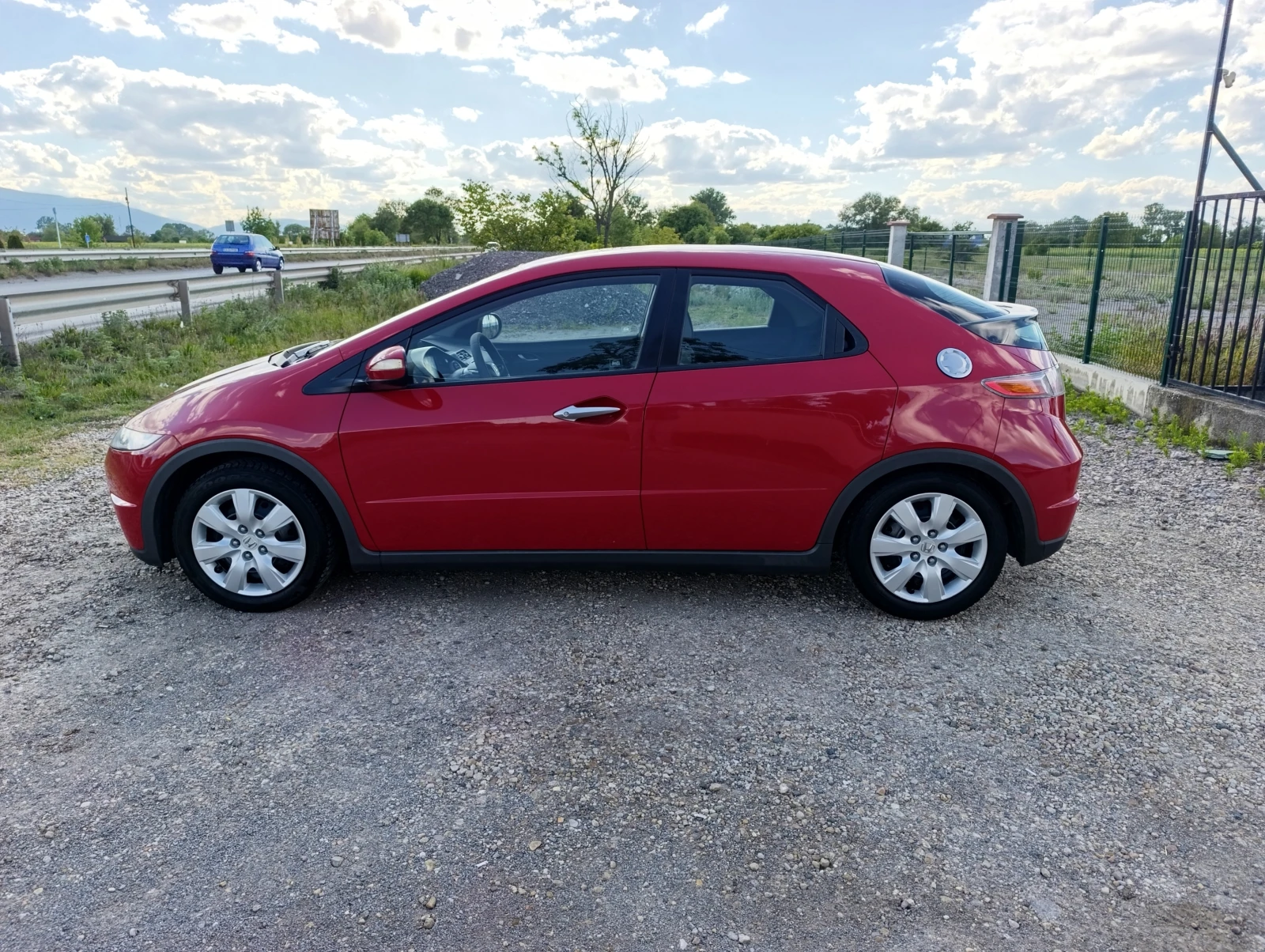 Honda Civic 1.4i-83 кс.БЕНЗИН - изображение 4