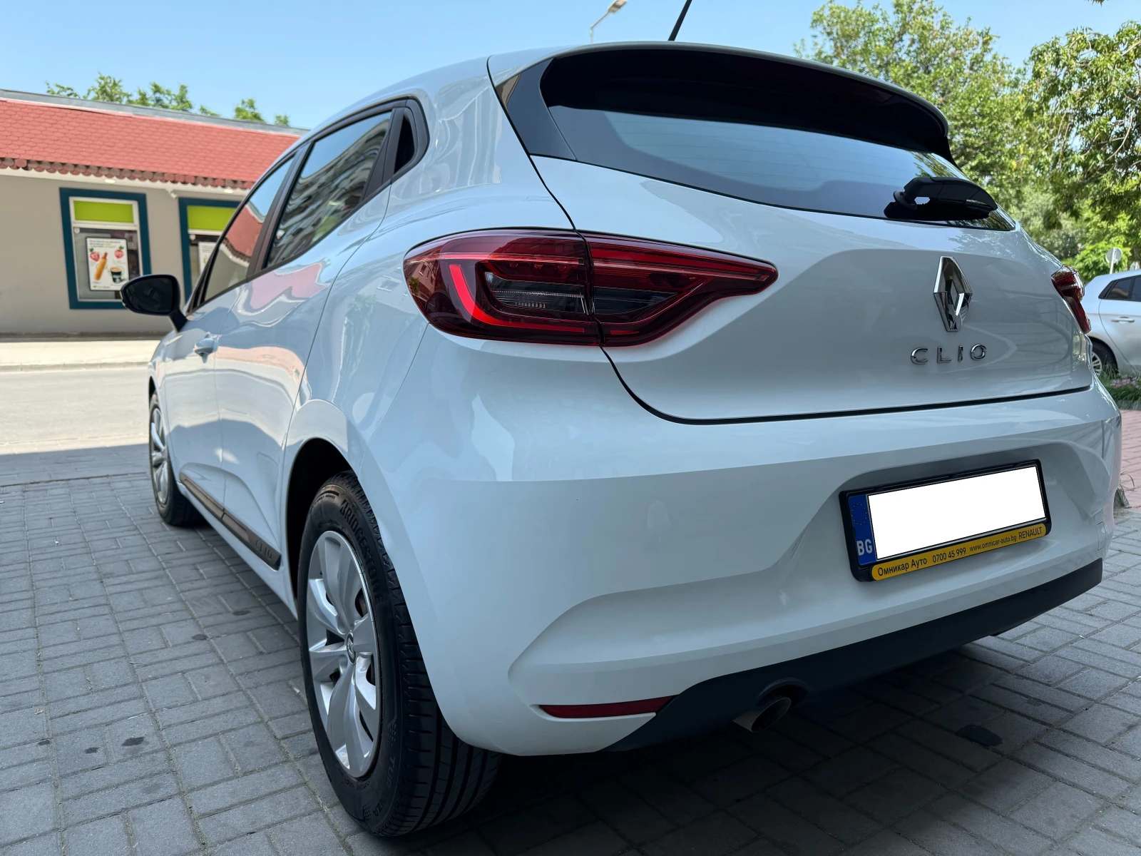 Renault Clio 1.0 SCe в Гаранция! - изображение 5