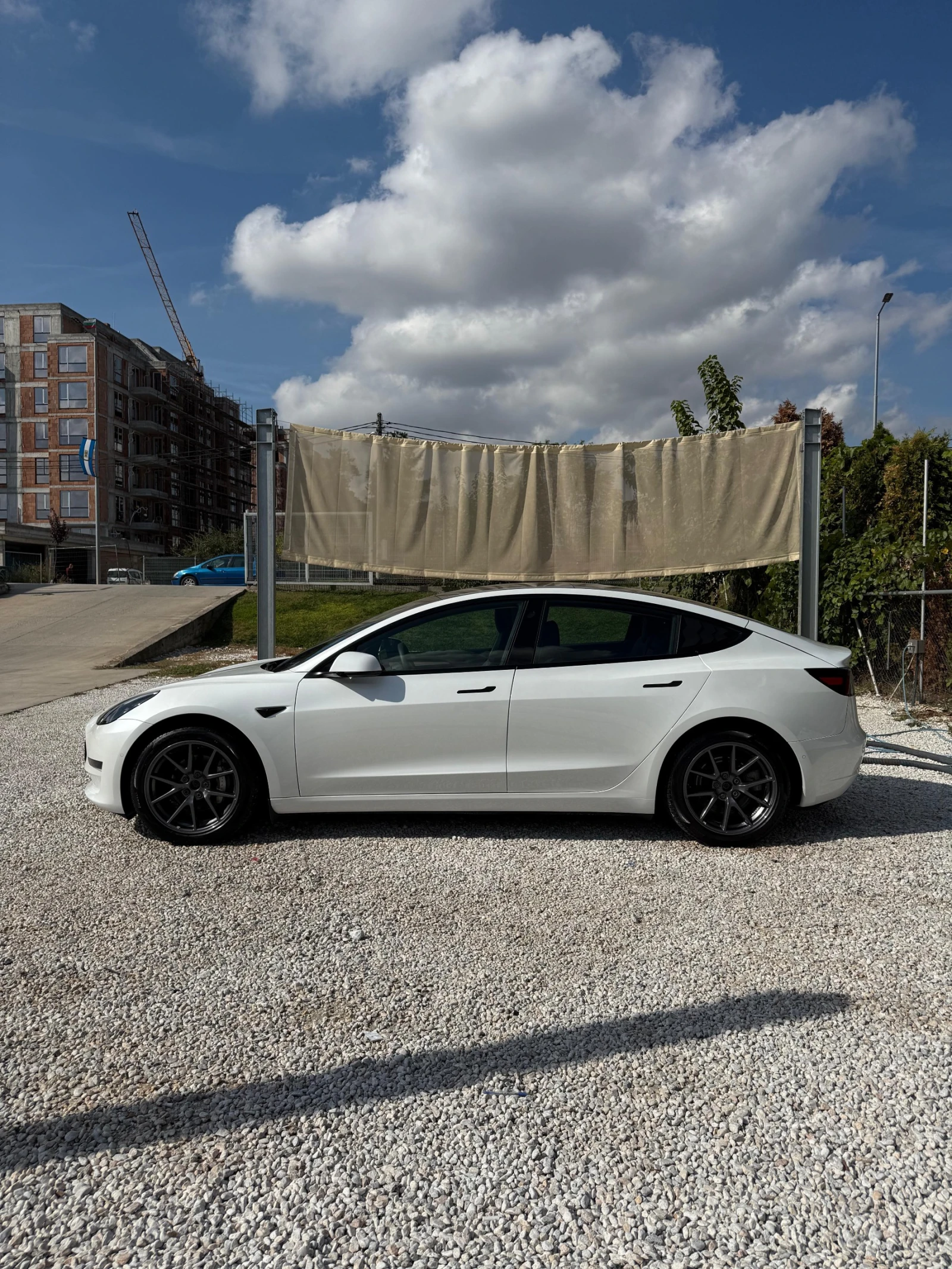 Tesla Model 3 ТЕРМОПОМПА, LONG RANGE, ПЪЛНА ГАРАНЦИЯ - изображение 2