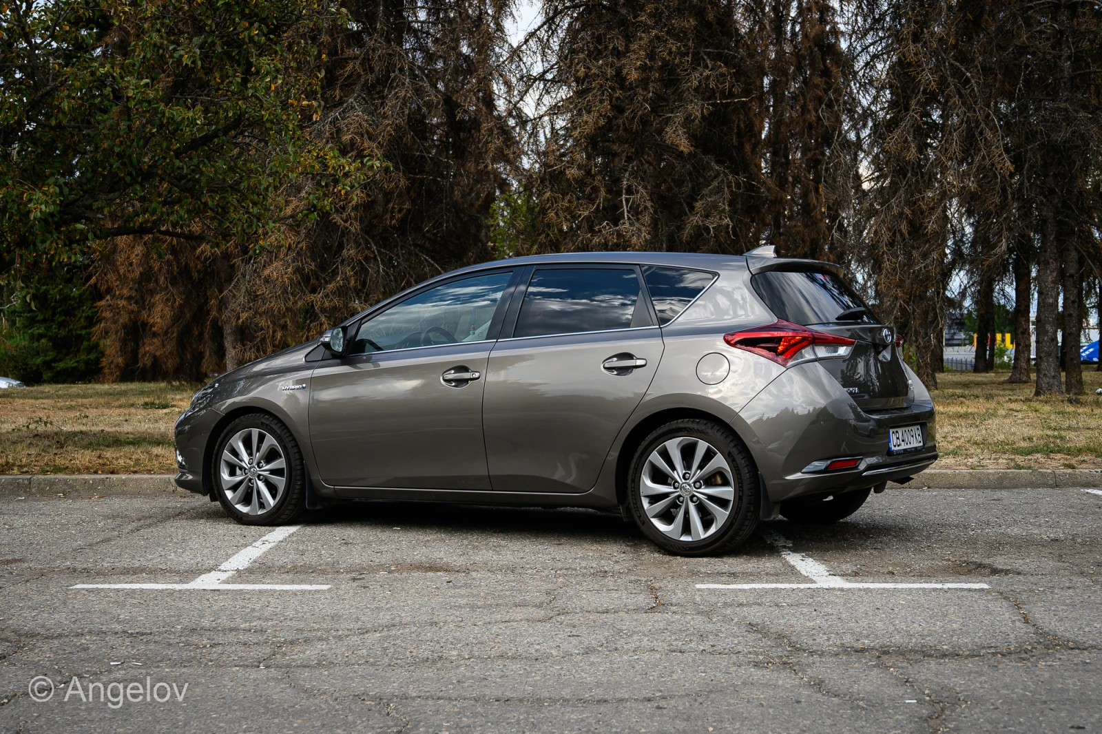 Toyota Auris 1.8 VVTi Hybrid | Mobile.bg � ����������� 4