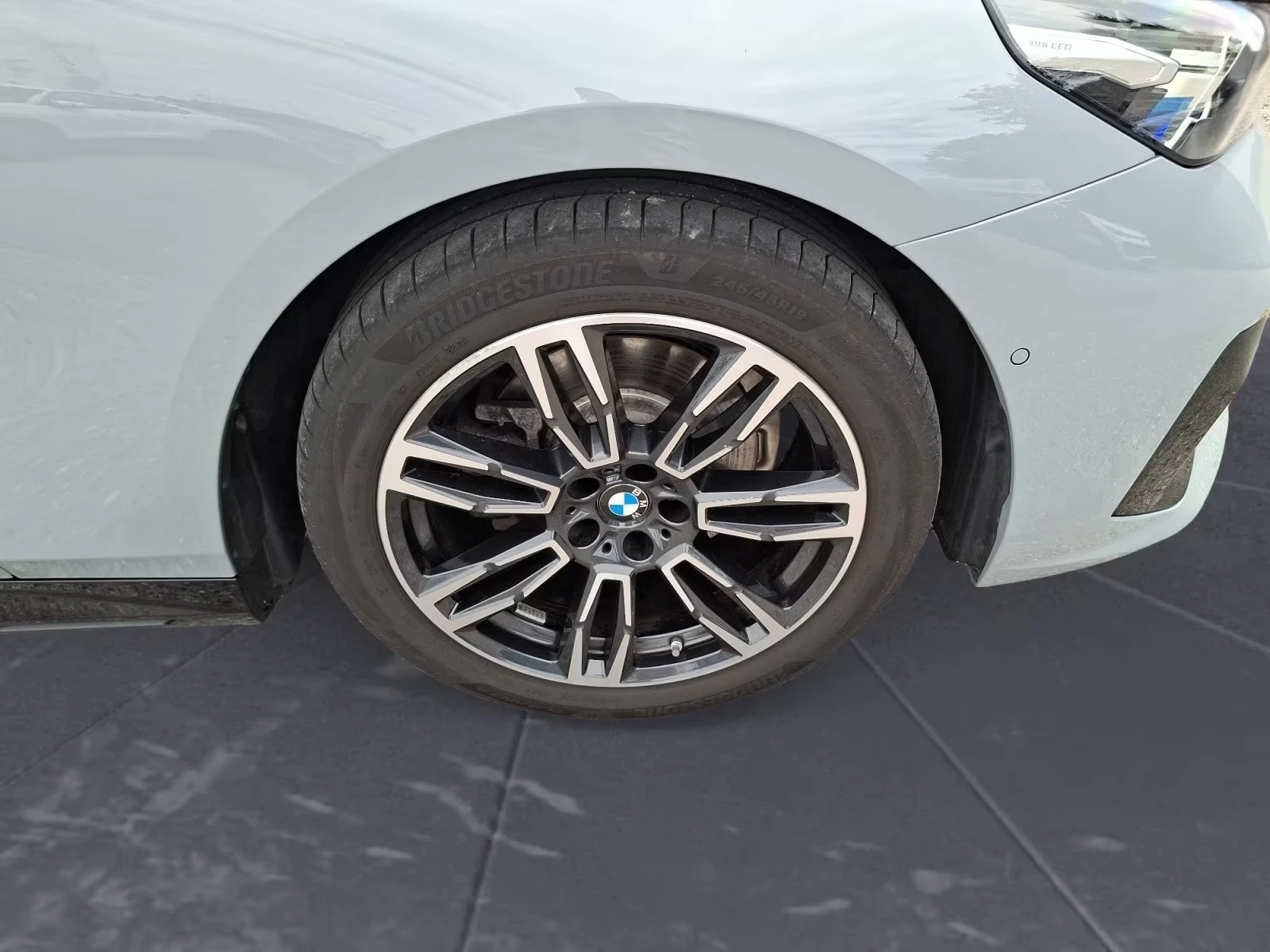 BMW 520 d xDrive M-Sportpaket | Mobile.bg   11