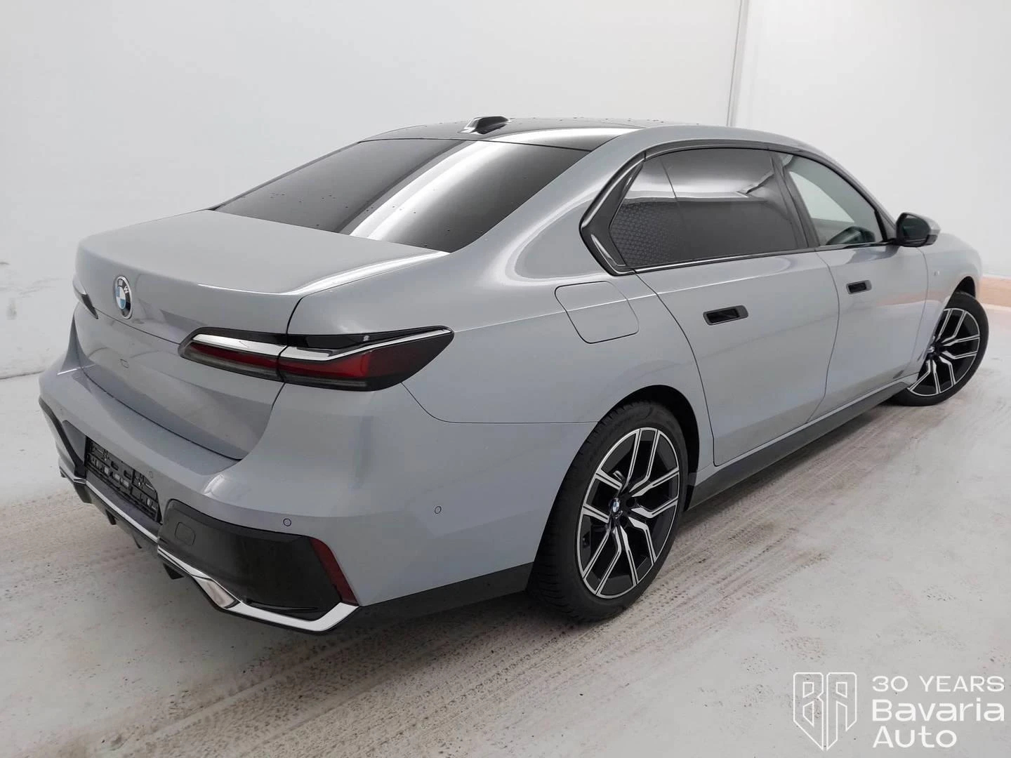 BMW 740 d xDrive M Sport Paket Sportautomatic | Mobile.bg � ����������� 3