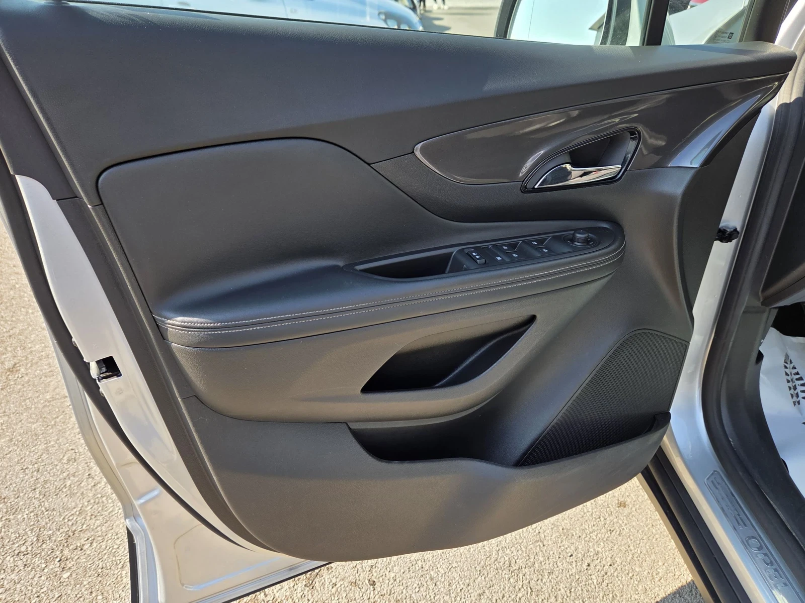 Opel Mokka X КАТО НОВА! 2017г.! EURO 6!130000KM!, снимка 12 - Автомобили и джипове - 53744685