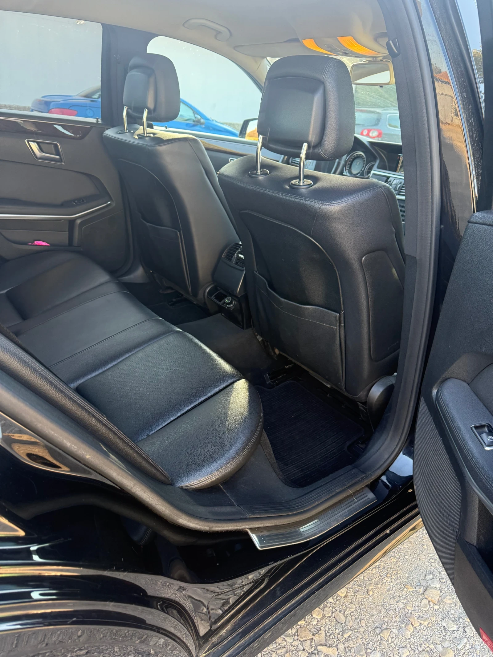 Mercedes-Benz E 200, снимка 6 - Автомобили и джипове - 53829849