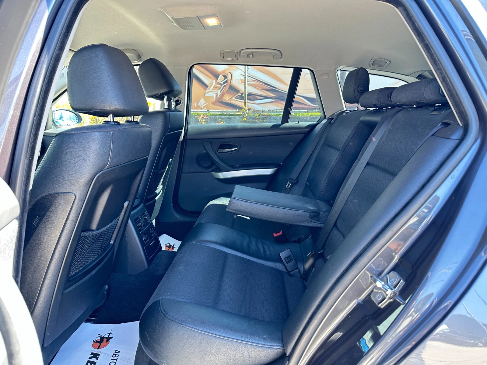 BMW 320 2.0d 177 к.с. , снимка 10 - Автомобили и джипове - 54148218