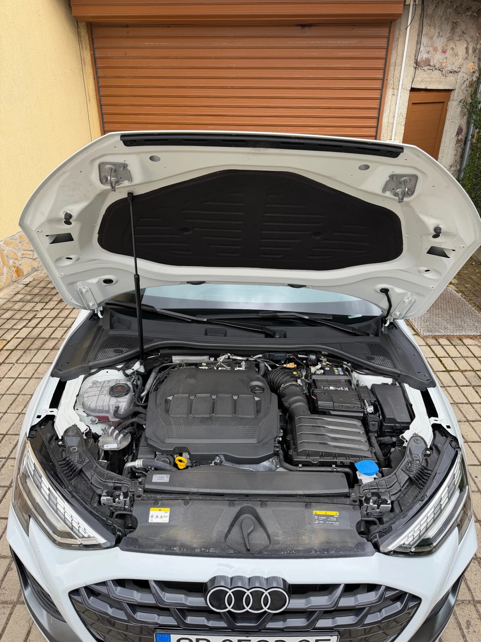 Audi A3 S-Line 2.0 TDI 150 k.c., снимка 15 - Автомобили и джипове - 54148741