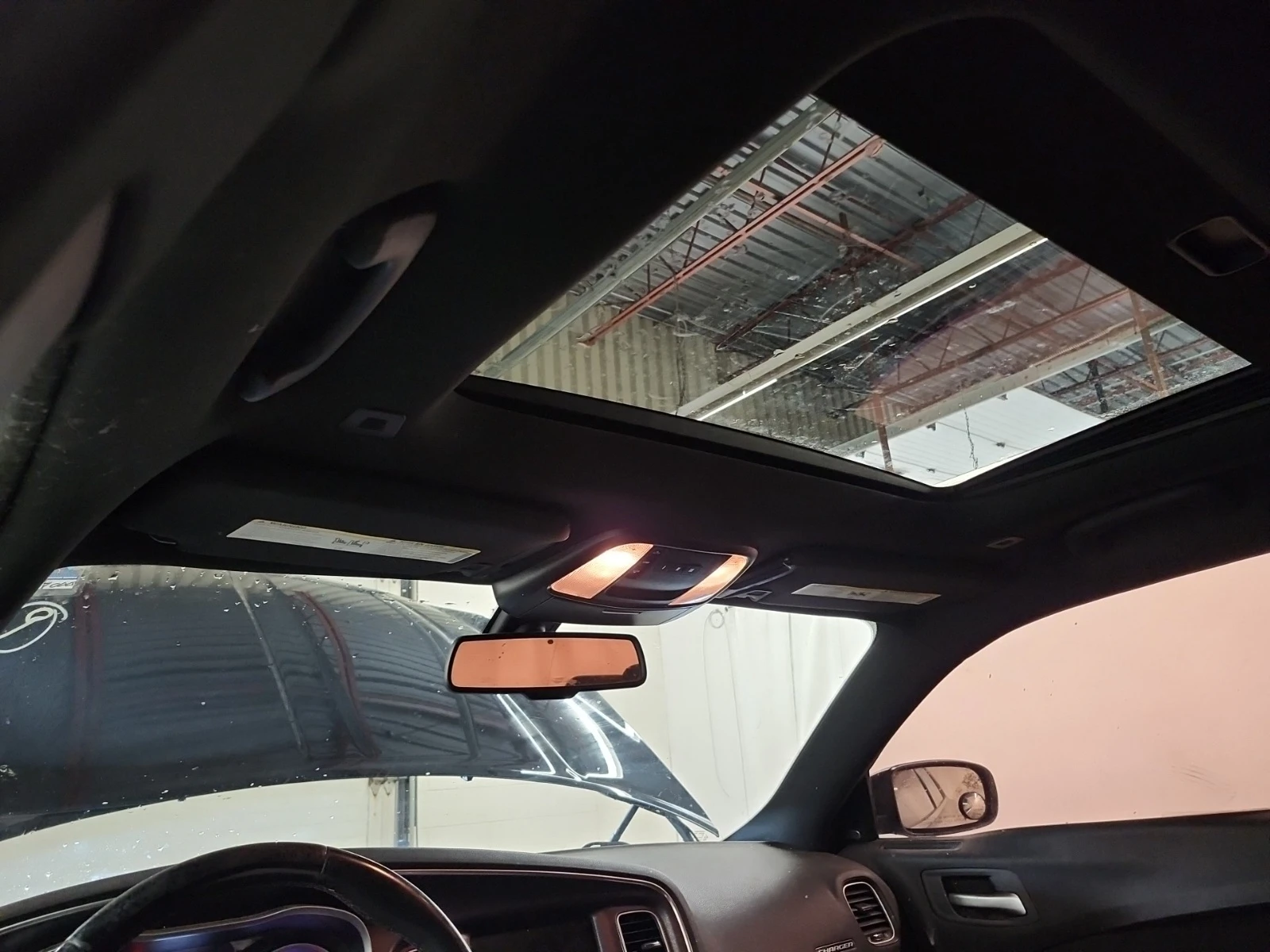 Dodge Charger 3.6 V6 * KEYLESS * CAMERA * RWD * 8ZF * , снимка 9 - Автомобили и джипове - 54229195