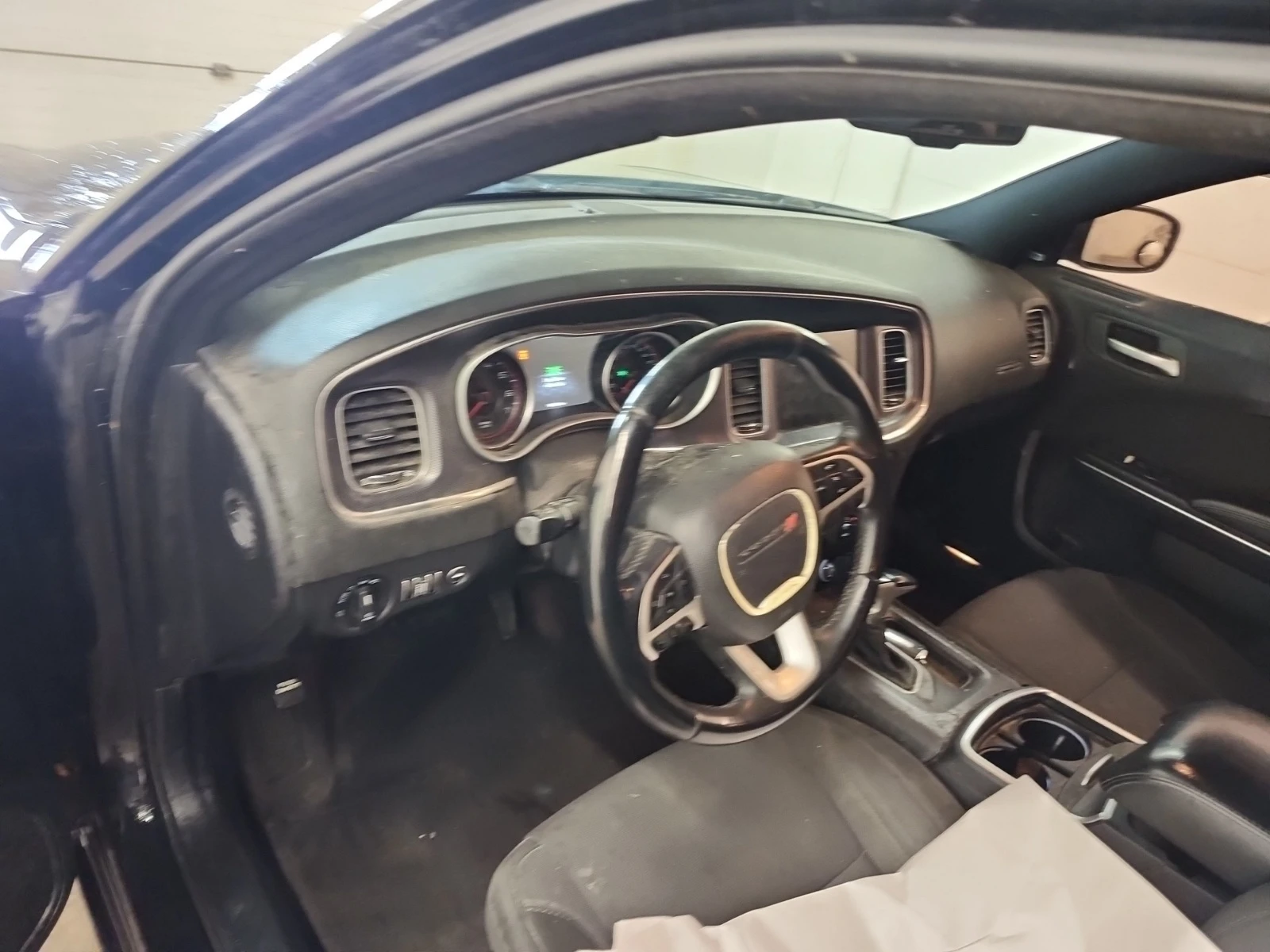 Dodge Charger 3.6 V6 * KEYLESS * CAMERA * RWD * 8ZF * , снимка 7 - Автомобили и джипове - 54229195