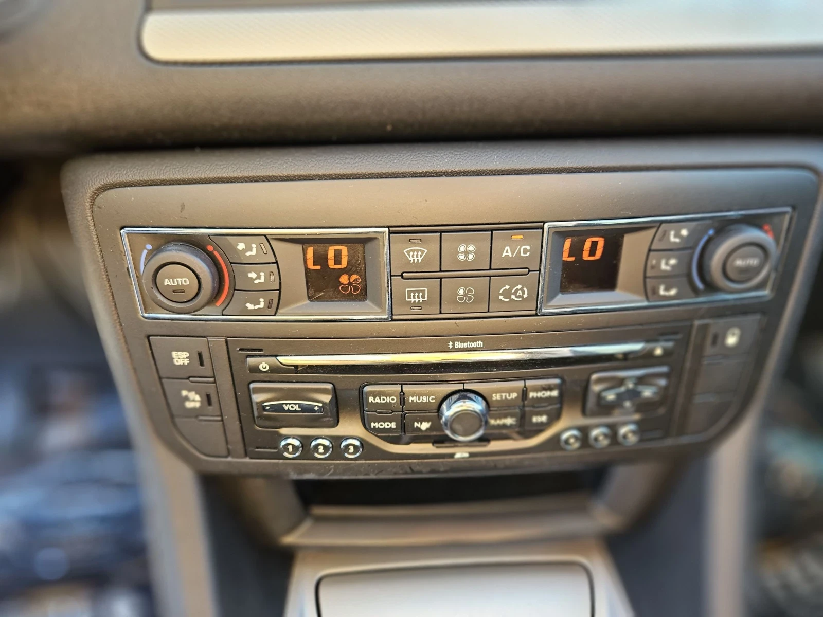 Citroen C5 2.0HDi///НАВИГАЦИЯ///ПАРКТРОНИК///НОВ///ФРАНЦИЯ , снимка 12 - Автомобили и джипове - 54381798