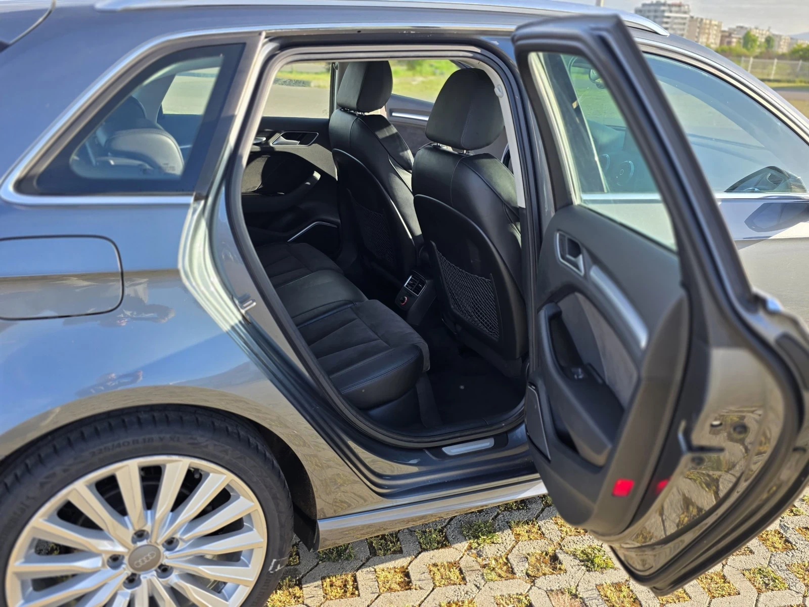Audi A3 Plug-in Hybrid ШВЕЙЦАРИЯ , снимка 11 - Автомобили и джипове - 54514203