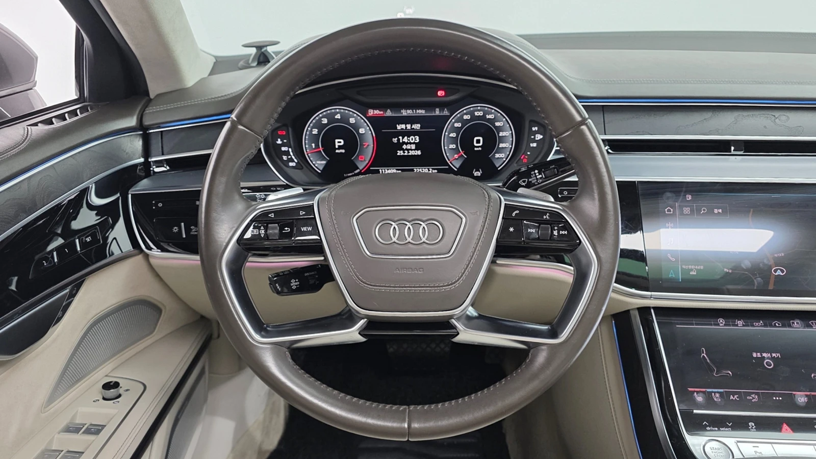 Audi A8 LONG* DISTRONIK* 360* HEAD-UP* ОБДУХ* МАСАЖ* TV* F, снимка 5 - Автомобили и джипове - 54629417