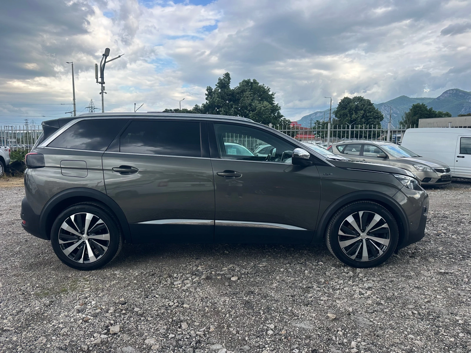 Peugeot 5008 2.0HDI 180kc GT-LINE FULLL TOPPP, снимка 2 - Автомобили и джипове - 54641500